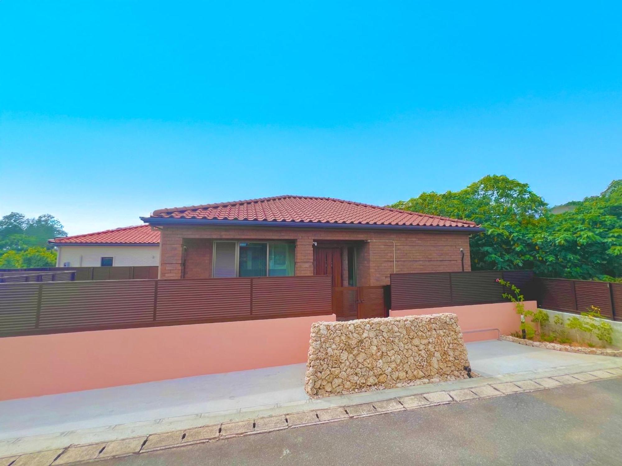 星降る夜と天然木の香りに包まれる新築癒しの隠れ家ishigaki Villa En えん Exterior foto